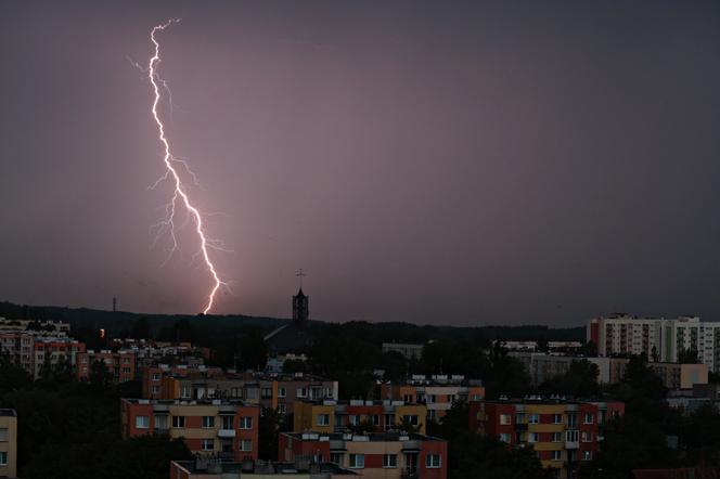 Ostrzeżeń pogodowych nie powinno się lekceważyć. Mogą uratować życie! [AUDIO + WIDEO]