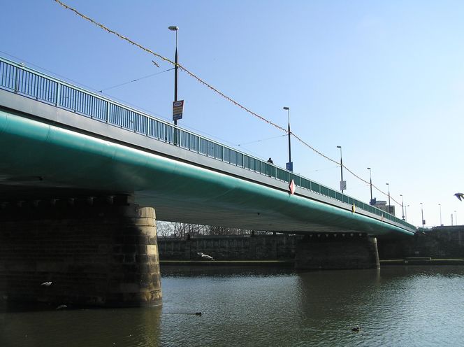 Kiedyś to było wolne miasto królewskie, teraz jest częścią Krakowa. Prawa miejskie traciło dwa razy