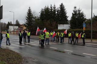 Trwa protest rolników w woj. lubelskim. Blokady są w wielu miejscach w regionie [DUŻO ZDJĘĆ]