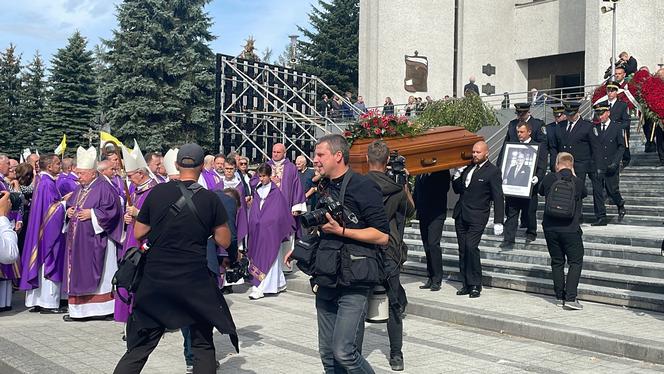 Msza pogrzebowa Tadeusza Ferenca. Tłum rzeszowian, polityków i samorządowców 