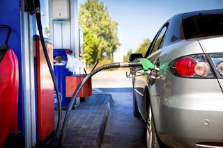 Podwyżka opłaty paliwowej? Rząd zasiał panikę wśród kierowców
