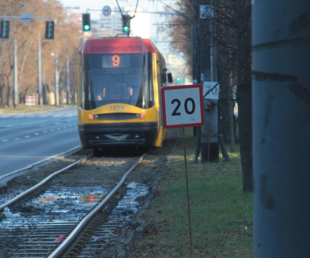 Torowisko na Al. Waszyngtona grozi katastrofą! Są ograniczenia dla tramwajów