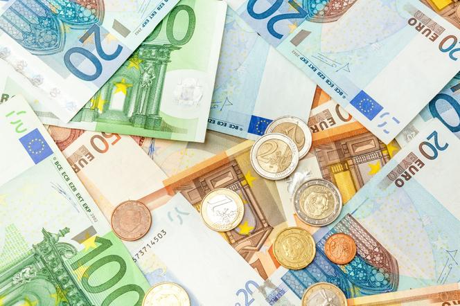 pieniadze euro banknoty