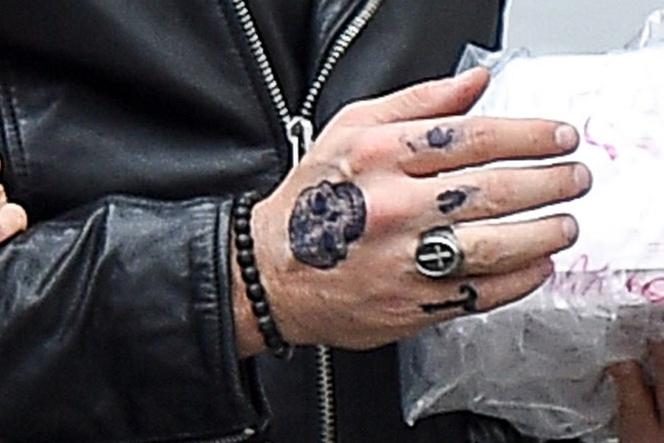 Tomasz Karolak z tatuażami 