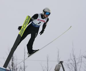 O której godzinie SKOKI DZISIAJ niedziela 19.02.2023 Uwaga na godzinę, dziś konkurs duetów w Rasnovie! O której dzisiaj skoki w niedzielę 19 lutego 2023