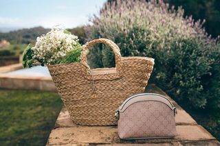 Modne torebki na lato. Przegląd trendów 