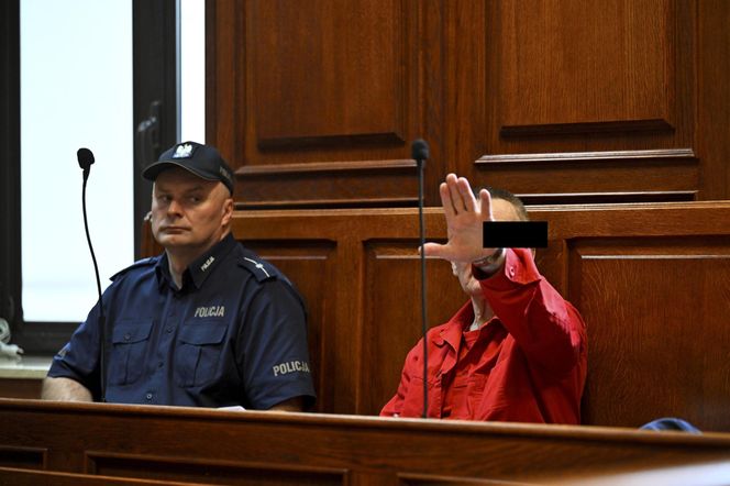 Morderstwo pary niemieckich emerytów na Mokotowie. Oskarżony: „Zrobili ze mnie zabójcę z chęci awansu”