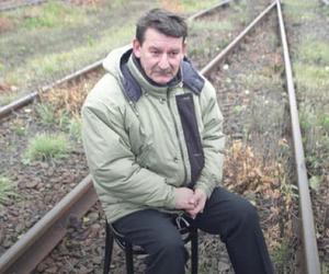 30 lat temu obudził się na torach. Do dziś nie wie kim jest. Mówią o nim „człowiek bez tożsamości”