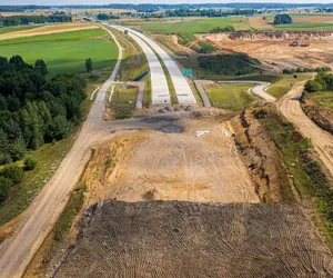 Trwa budowa obwodnicy Łomży. Co dzieje się na placu budowy? Zdjęcia