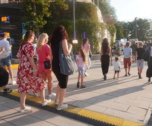 Olsztyn Green Festival 2024. Tłumy na plaży miejskiej. Zobacz zdjęcia z drugiego dnia!