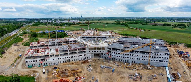Dolnośląskie Centrum Onkologii we Wrocławiu - budowa