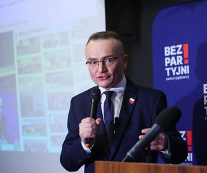 Marek Woch na konwencji Ogólnopolskiej Federacji Bezpartyjni i Samorządowcy