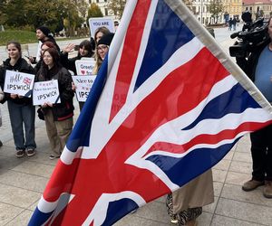 Lublin połączył się z Wielką Brytanią! Portal na Placu Litewskim pokazuje teraz Ipswich