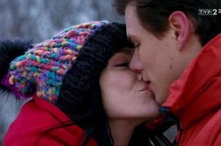 Barwy szczęścia, odc. 2056. Magda (Natalia Sierzputowska), Kacper (Jakub Szlachetka)