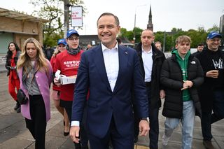 Karol Nawrocki w Gdańsku rozdawał pączki