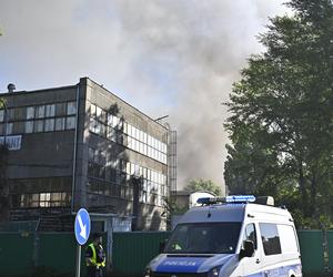 Warszawa. Płonie centrum handlowe Marywilska 44