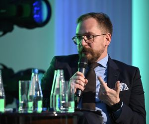 Komponent lotniczy i satelitarny w systemie bezpieczeństwa morskiego