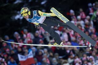 Fani skoków narciarskich otrzymali cios w samo serce. Uwielbiany zawodnik wycofał się z konkursu w Oberstdorfie