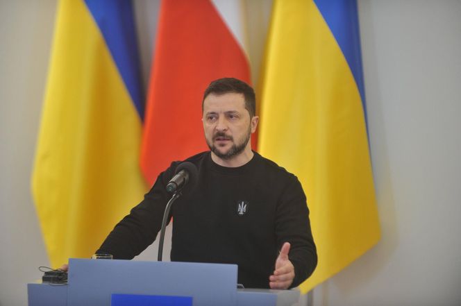 Tak Zełenski prezentuje się na salonach. Wszystkie stroje prezydenta Ukrainy