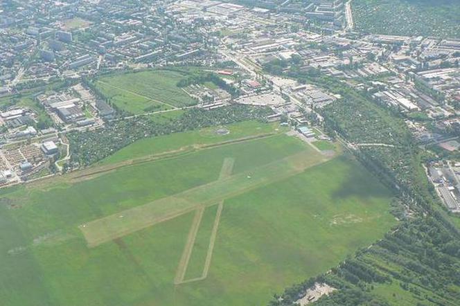 Wypadek na pikniku lotniczym w Płocku znów pod lupą prokuratury