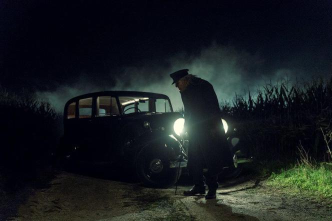 NOS4A2 - zdjęcia z serialu utrzymanego w gatunku horroru 