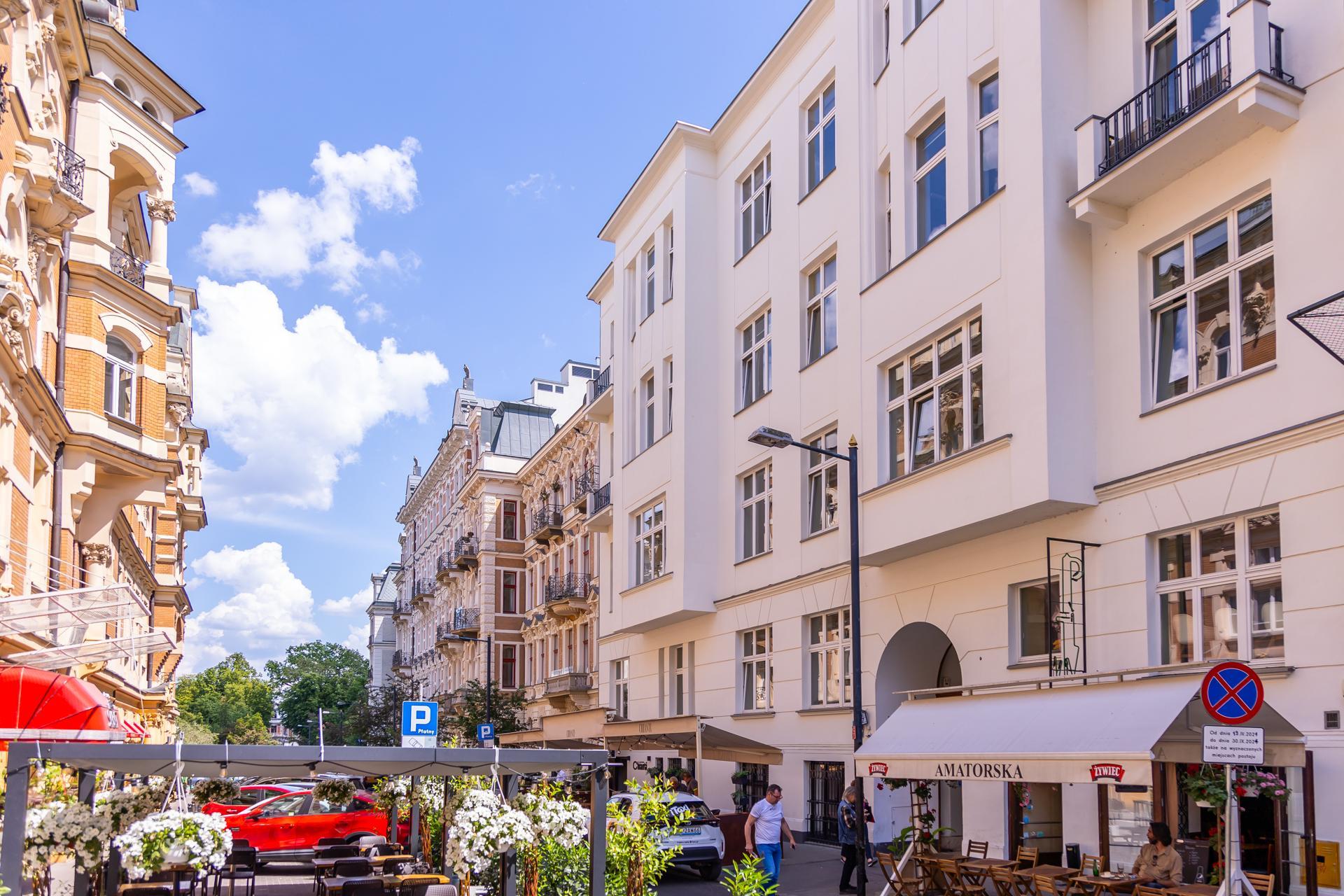 Kamienice przy ul. Foksal w Warszawie