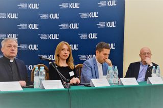 Człowiek i zwierzę – gdzie przebiega granica relacji?