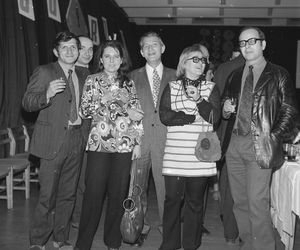 QUIZ PRL: Wódka walutą, bimbrownictwo oporem. Fenomen kultury picia w PRL-u