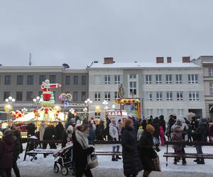 Białostocki Jarmark Świąteczny. Tłumy, klimat i... zaskakujące ceny