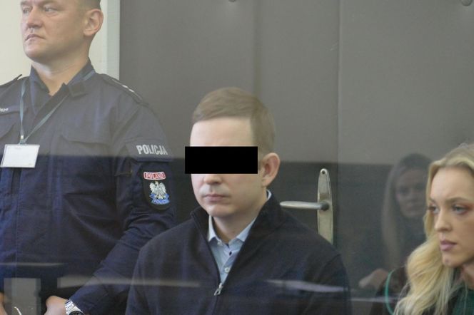 Piotrków Tryb. Druga rozprawa w procesie Sebastiana M. Kierowcy BMW odczytano akt oskarżenia [ZDJĘCIA].