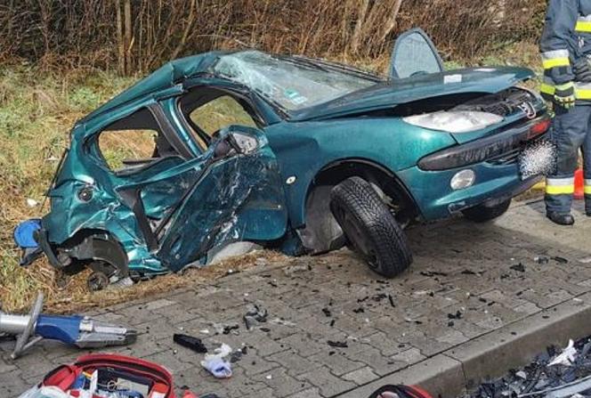 18-letni kierowca miał zakaz prowadzenia pojazdów