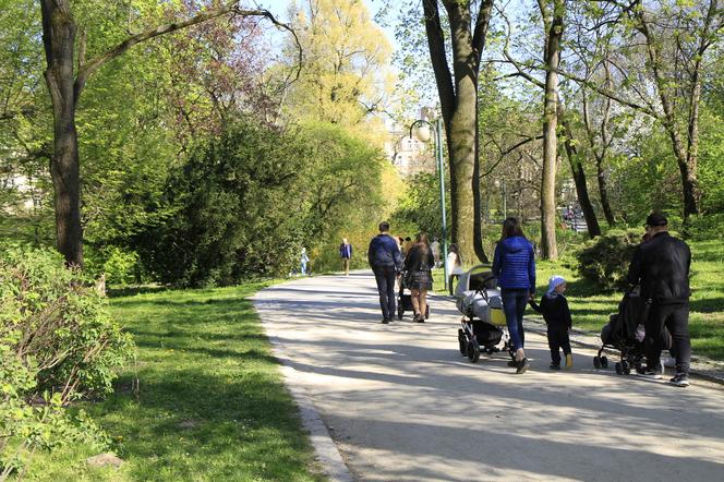 Majówkowy spacer po Ogrodzie Saskim w Lublinie