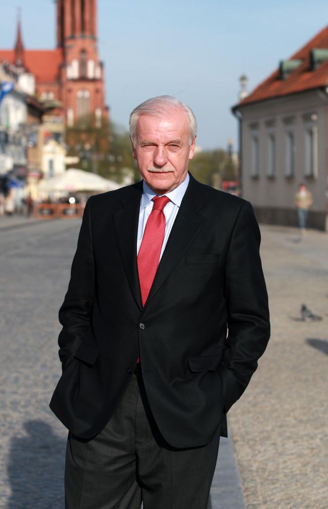 Dwie wersje pamięci. Olechowski o finansowaniu KLD przez niemieckie CDU