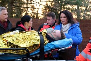 M jak miłość odc. 1736. Piotrek (Marcin Mroczek), Kinga (Katarzyna Cichopek), Marysia (Małgorzata Pieńkowska), Artur Rogowski (Robert Moskwa), 