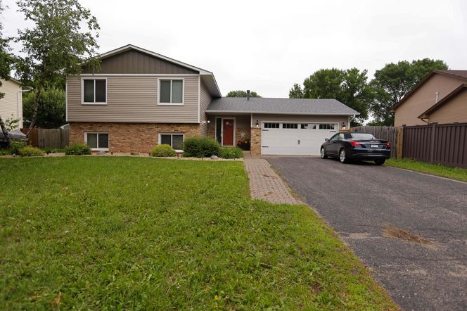 Zastrzelił demokratyczną polityk z Minnesoty i jej męża. Wpadł po obławie