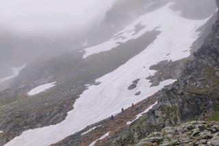 Wypadek śmiertelny w Tatrach. Nie żyje turysta, który spadł ze Zmarzłej Przełączki Wyżniej
