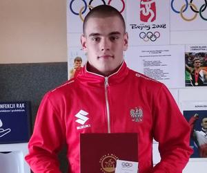 Oliwier Szot poleciał na bojkotowane przez Polaków mistrzostwa świata! Dostał wsparcie od federacji popierającej powrót Rosjan