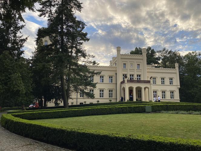 Pałac Mierzęcin w Lubuskiem - zdjęcia rezydencji