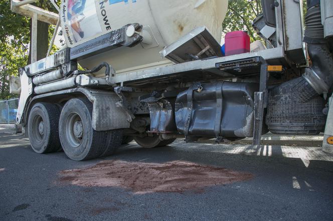 Betoniarka wyrzuciła tramwaj z torów