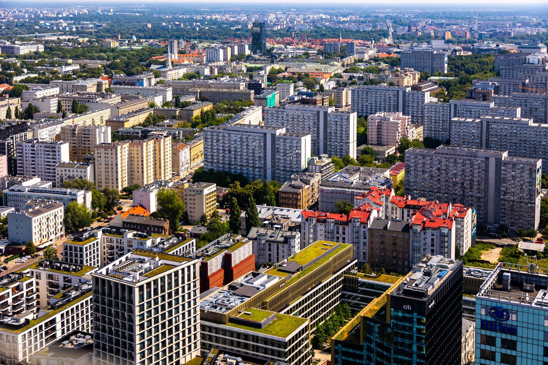 Panorama Warszawy, widok z The Bridge, czerwiec 2024