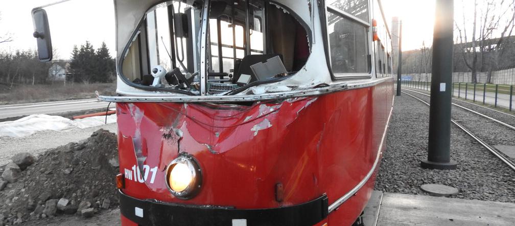 Wypadek zabytkowego tramwaju w Nowej Hucie