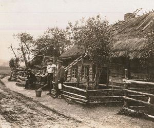 Tak dawniej wyglądały wsie Warmii i Mazur. Zobacz archiwalne zdjęcia. To prawdziwe perełki