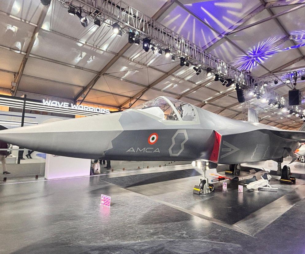  Advanced Medium Combat Aircraft (AMCA)