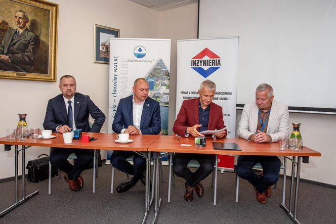 Podpisanie umowy na budowę komory fermentacyjnej w Sądeckich Wodociągach 