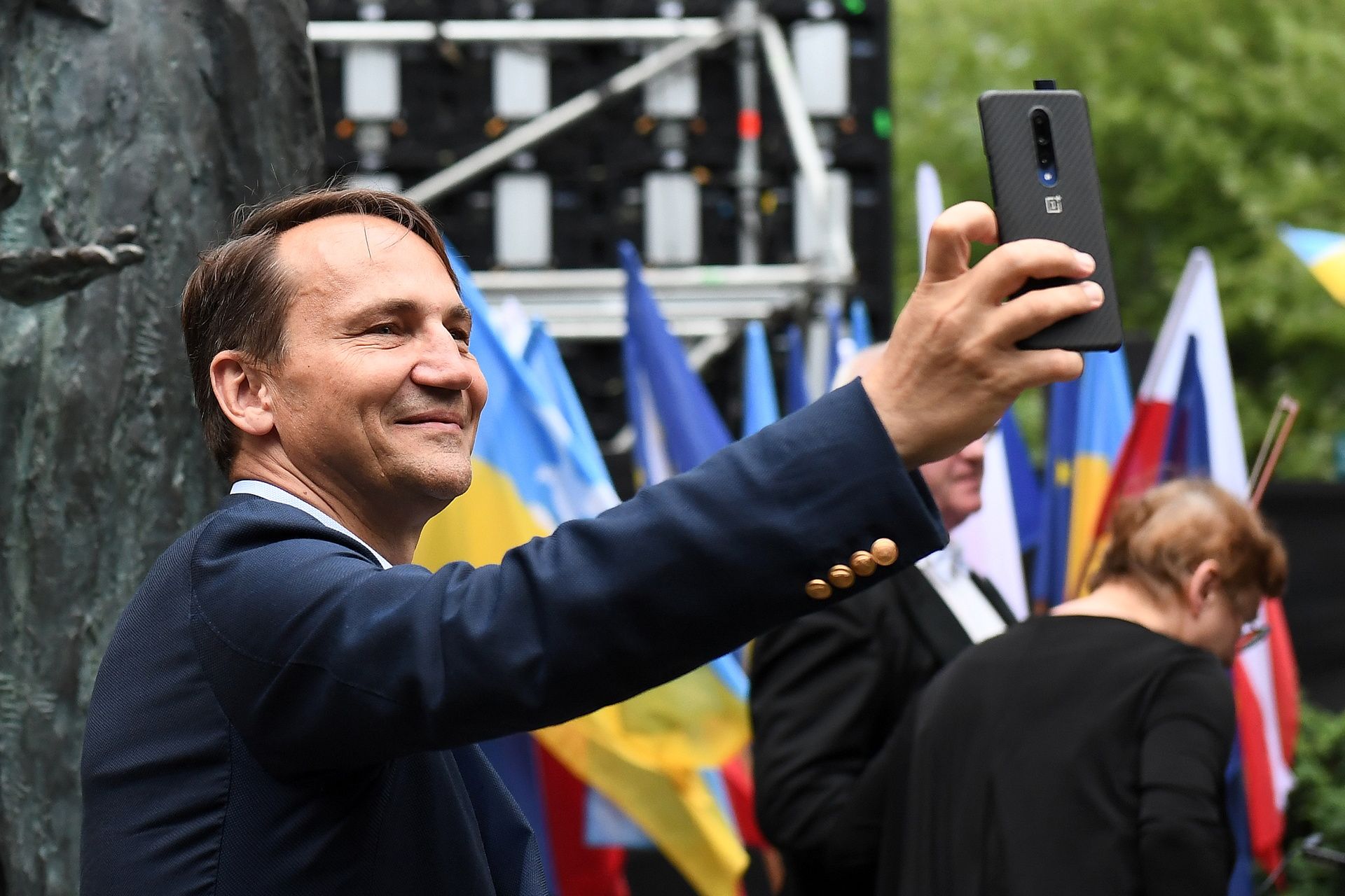 Niebywałe sceny na spotkaniu z Radosławem Sikorskim! Co tam się działo?!