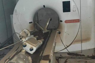 Zniszczone tomografy, ewakuowali pacjenci. Tak wygląda szpital w Nysie 