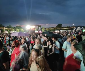 Łódź Summer Festival 2025. Tak wyglądał drugi dzień imprezy. Niezwykły gość zaskoczył publiczność