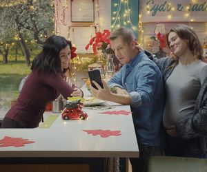 M jak miłość odc. 1855. Paweł (Rafał Mroczek), Franka (Dominika Kachlik), Kinga (Katarzyna Cichopek)