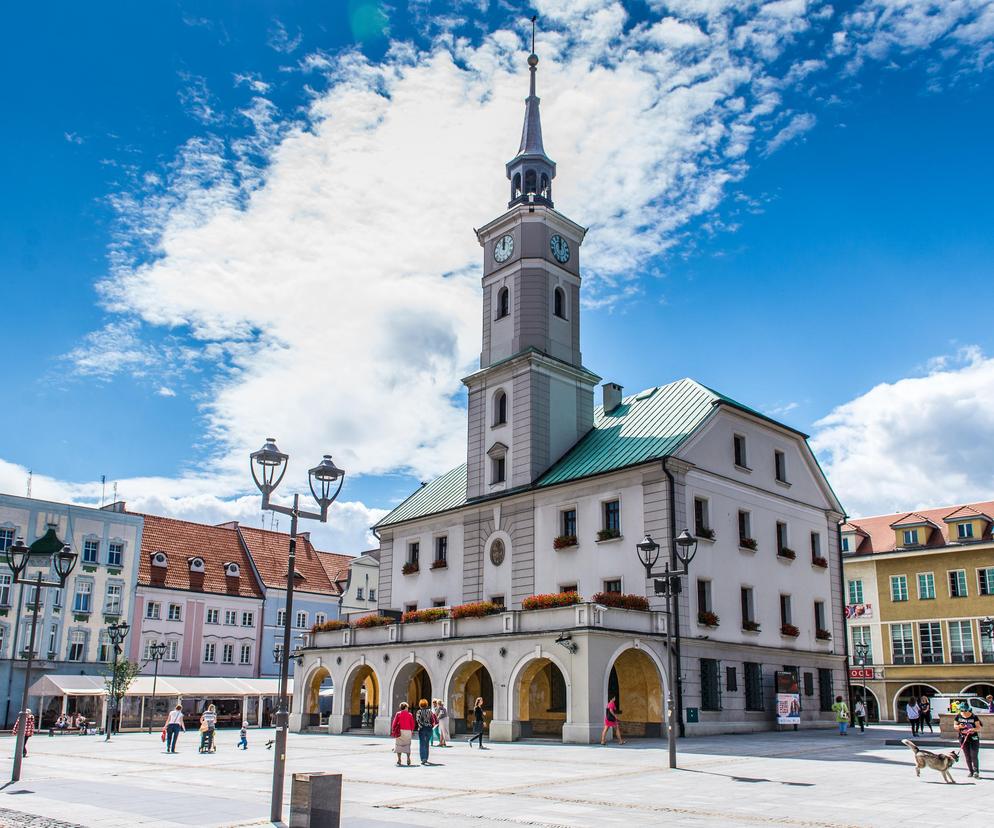 Ratusz w Gliwicach zyska nowy blask. Wkrótce rozpocznie się remont elewacji