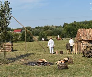 Gowarczów, Kamienna Wola i okolice